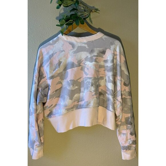 COPY - Adidas Originals Camo Cropped Sweater Top Large White Pink Grey Long Sle… - Picture 4 of 8